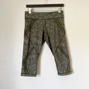 LULULEMON Cool To Street Crop Olive Green Palm